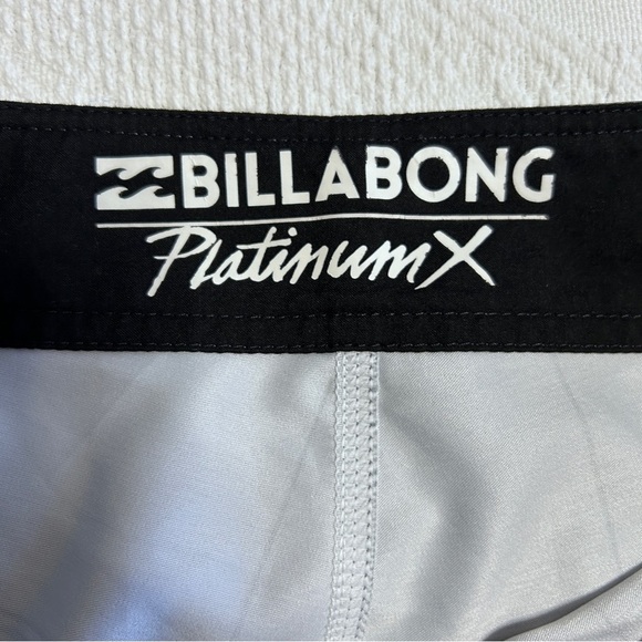 O'Neill & Billabong Board Shorts Men’s size 32 (lot of 2) Unlined Beach Casual - Picture 6 of 14